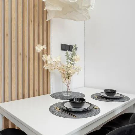 Modern White Studio With Furnished Balcony In By Renters Daire
